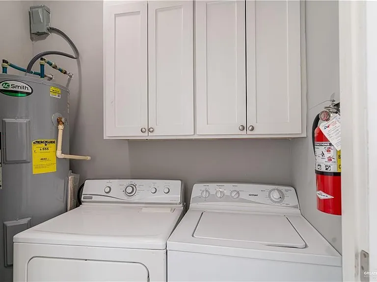 2307 Taxco Ct #4 — Photo 9