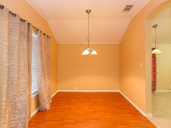 4th image of 3934 W Auden Cir