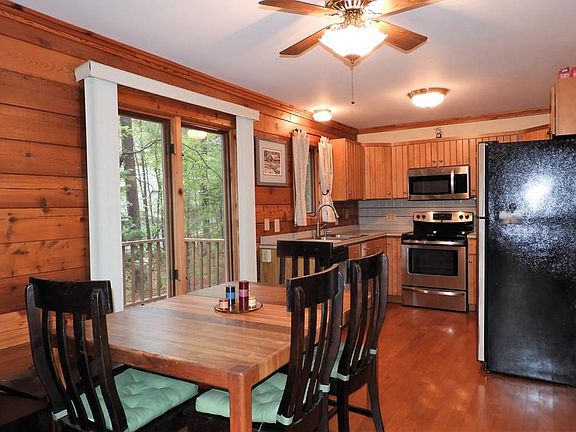 2nd image of 217 Hutcheson Dr