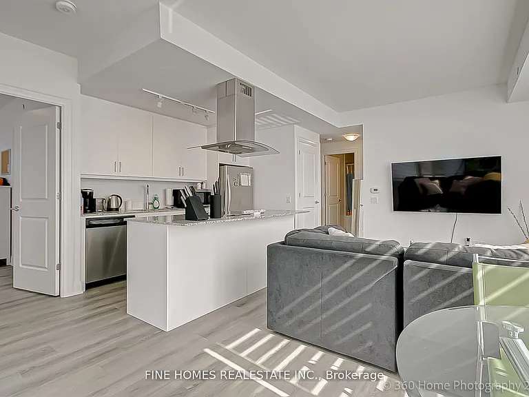 20 Gatineau Dr #1508 — Photo 4