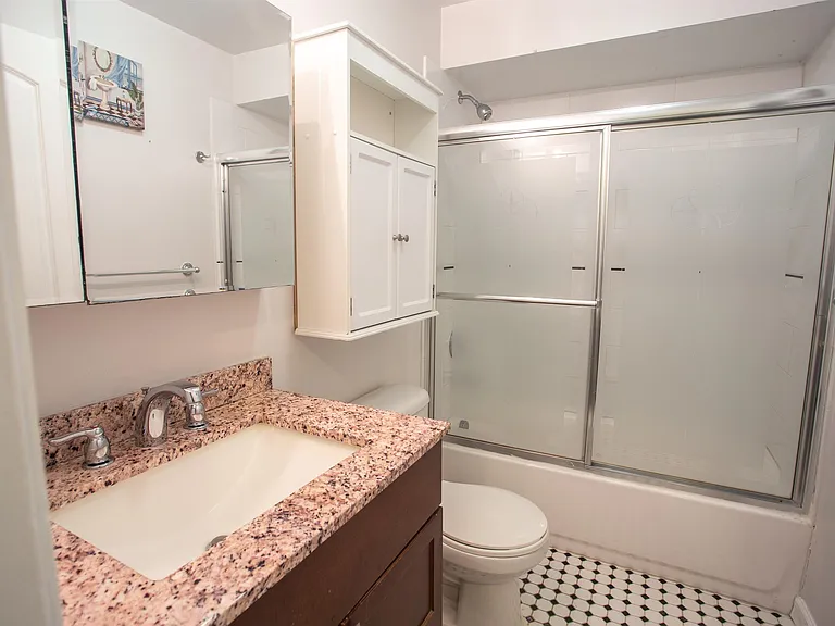 171 Clifford St #1 — Photo 12
