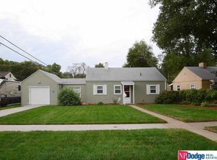6751 Charles St, Omaha, NE 68132