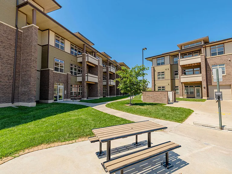 Brookside Apartments — Photo 38