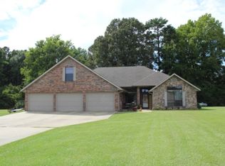 143 Sycamore View Ln, Broken Bow, OK 74728