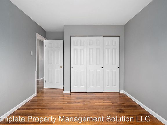 3rd image of 2150 E Humes Ln