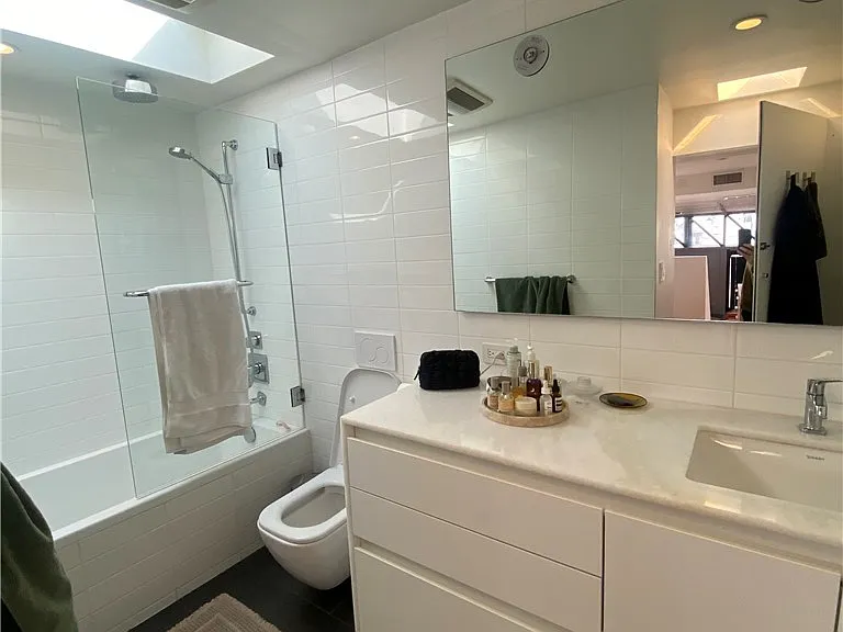 1312 Pacific Ave — Photo 5