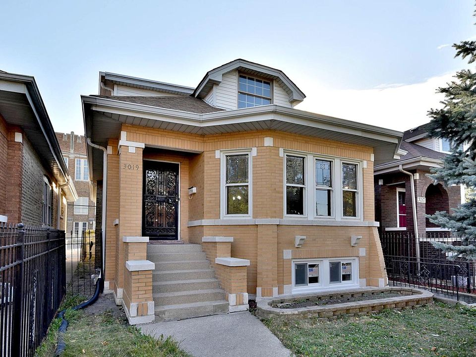 1st image of 3019 N Narragansett Ave