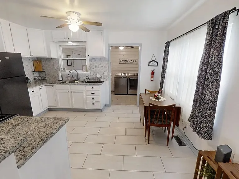 7148 E Marshall St — Photo 3