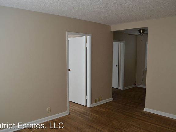5th image of 225 N Madison St APT 10
