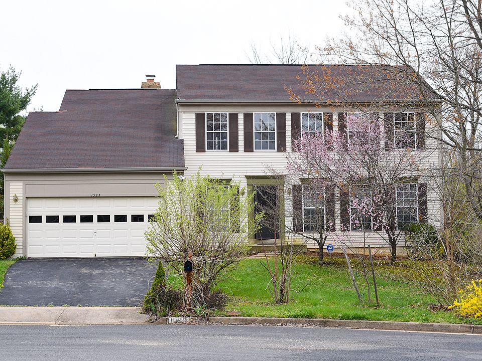 1st image of 1325 Stourhead Ct