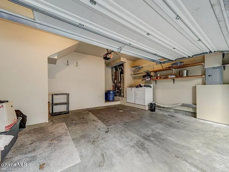 931 N Goldenrod Ct — Photo 28