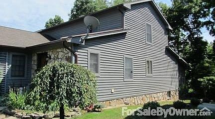 3rd image of 670 Deerfield Dr