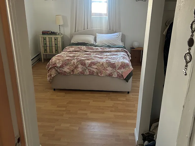 Large Bedroom
