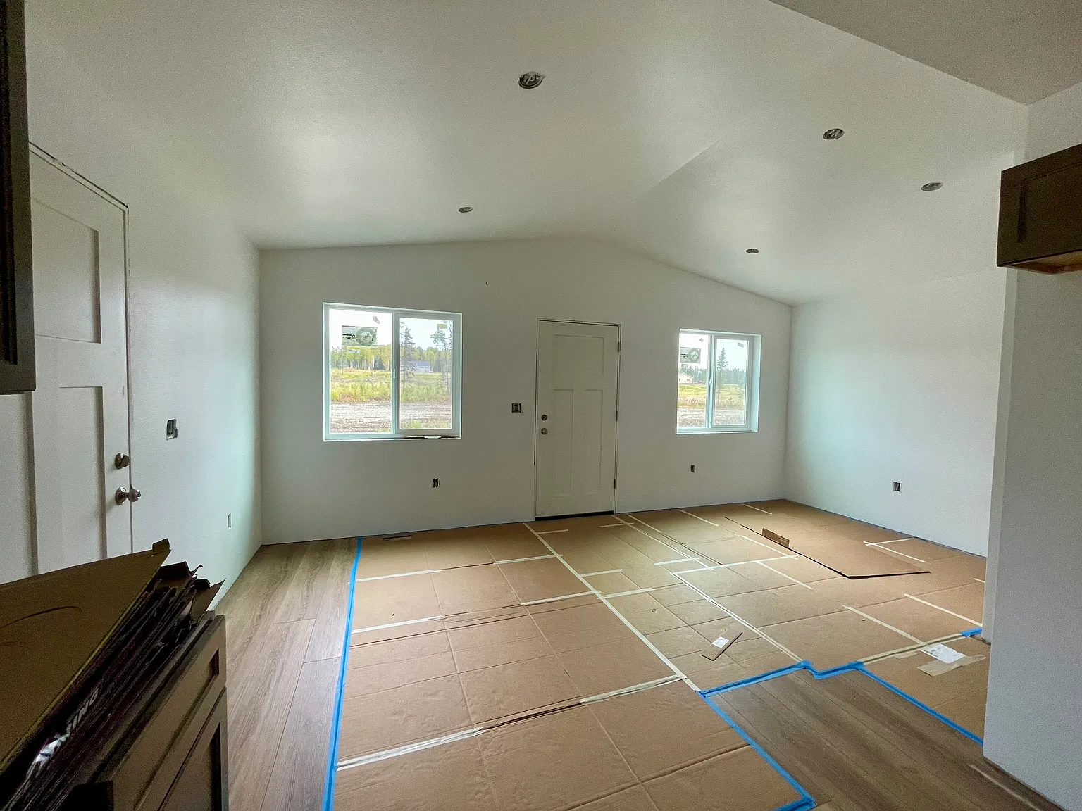 6737 W Queen Anne Ave — Photo 3
