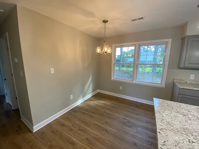 105 Fort Dr — Photo 7