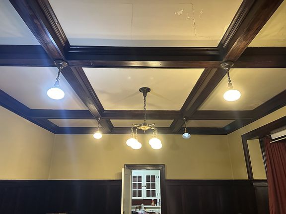 2nd image of 705 Washington Ave