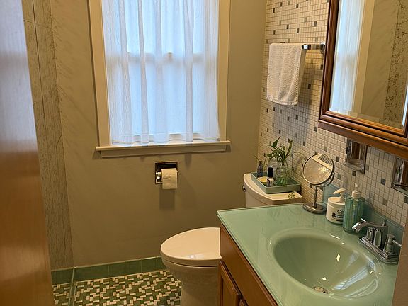 5th image of 7653 Knox Ave #2AB