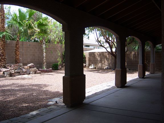 4th image of 11113 Casala Ct