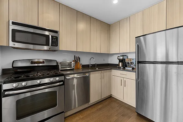 Rented by Corcoran | media 19