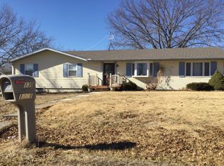 130 NE 1271st, Knob Noster, MO 65336