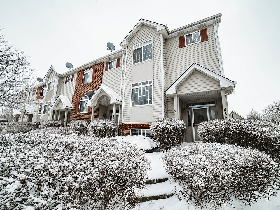1st image of 425 E Willow St #425