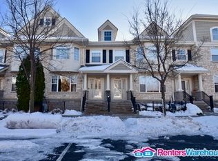 11241 Preswick Blvd, Eden Prairie, MN 55344