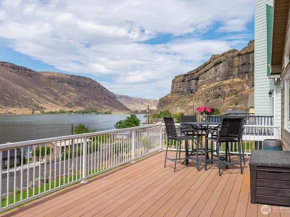 32611 Lakeshore Drive NE, Coulee City, WA 99115
