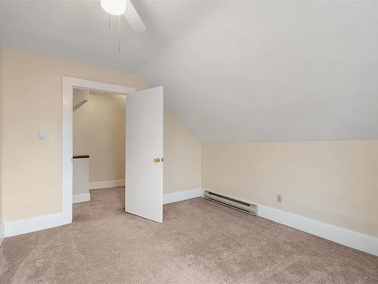 3'd floor bedroom