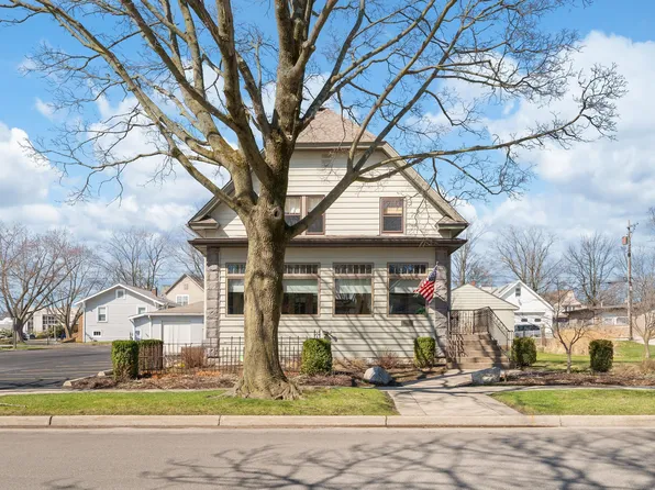 516 Church St, Saint Joseph, MI 49085