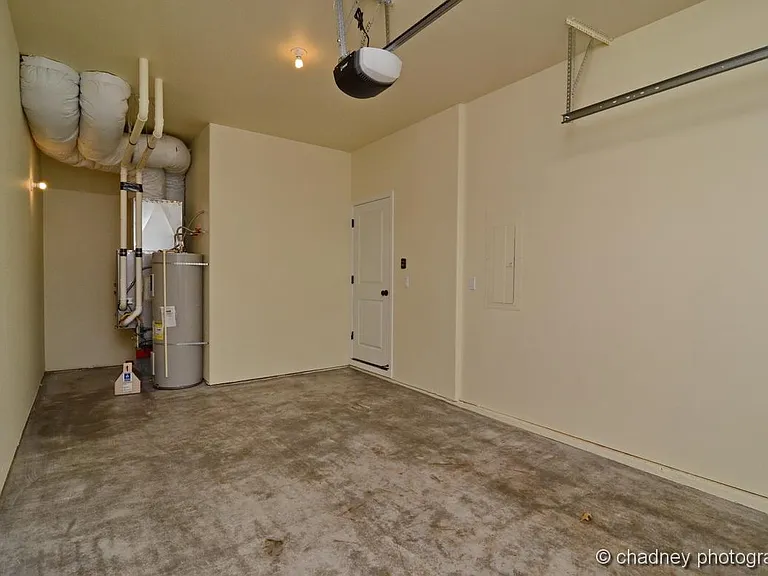 146 NE 43rd Ave — Photo 15