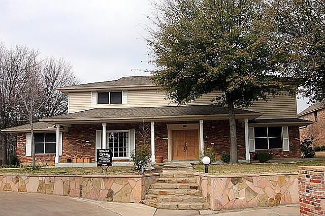 1st image of 1113 Wildwood Cir