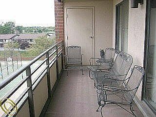 2nd image of 3607 Country Club Dr