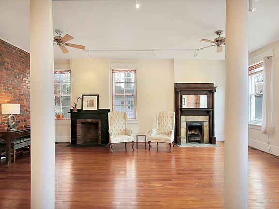 4th image of 208 N 27th St
