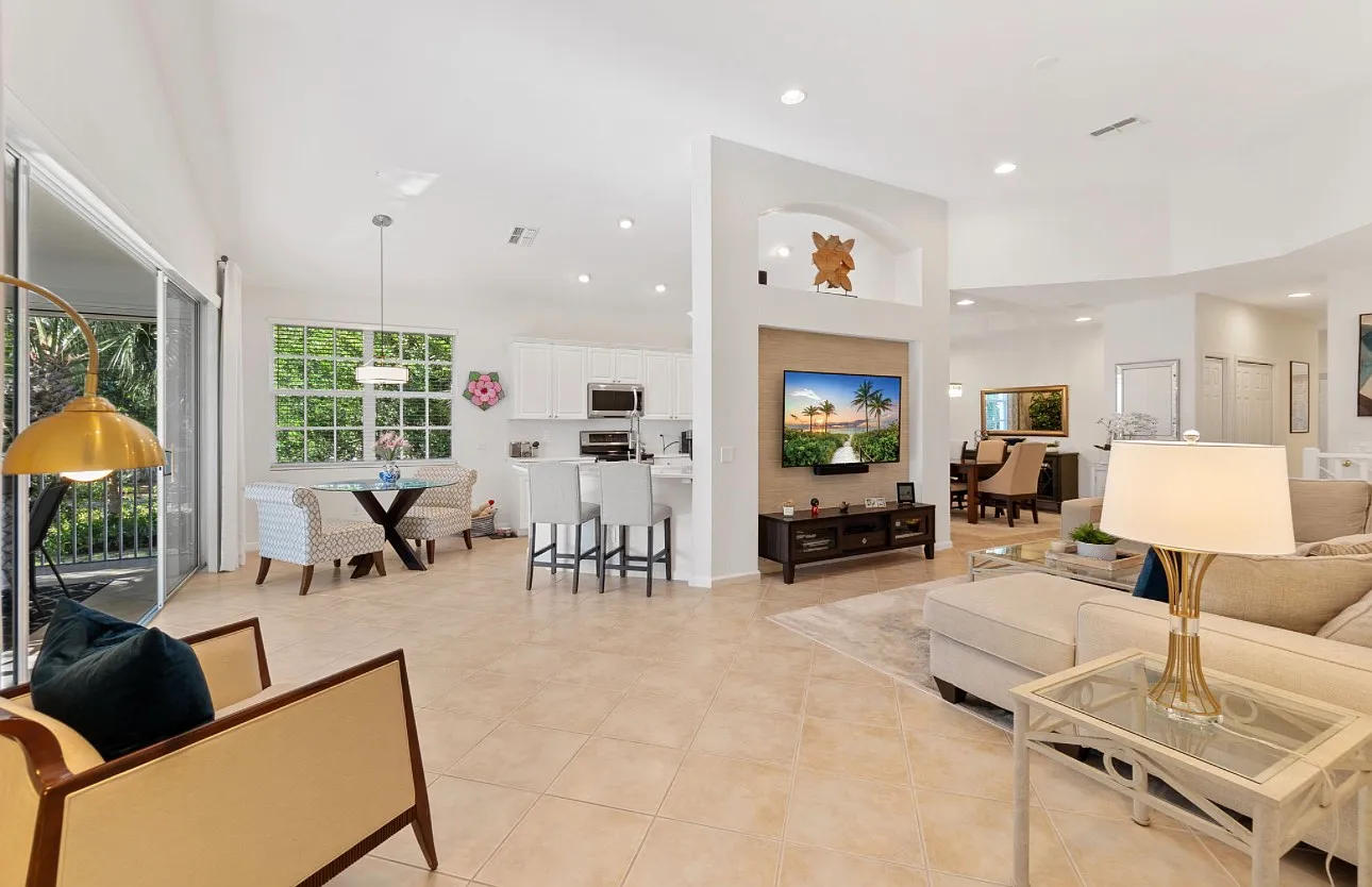 3 bed, 2044 sqft, $3,500 — Photo 4