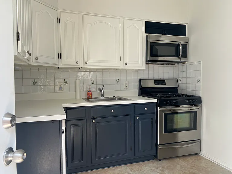 856 N Stillman St — Photo 4