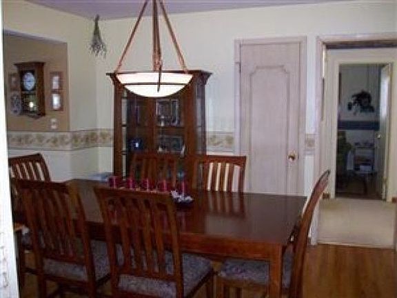 5th image of 6234 Carolyn Dr