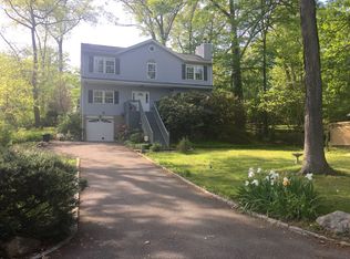 41 Lake Rd, Denville, NJ 07834