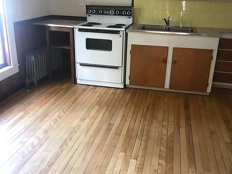 446 N State St #2 — Photo 2