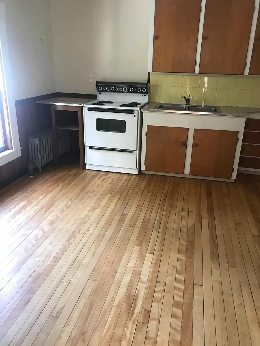 Building Photo - 446 N State St #2