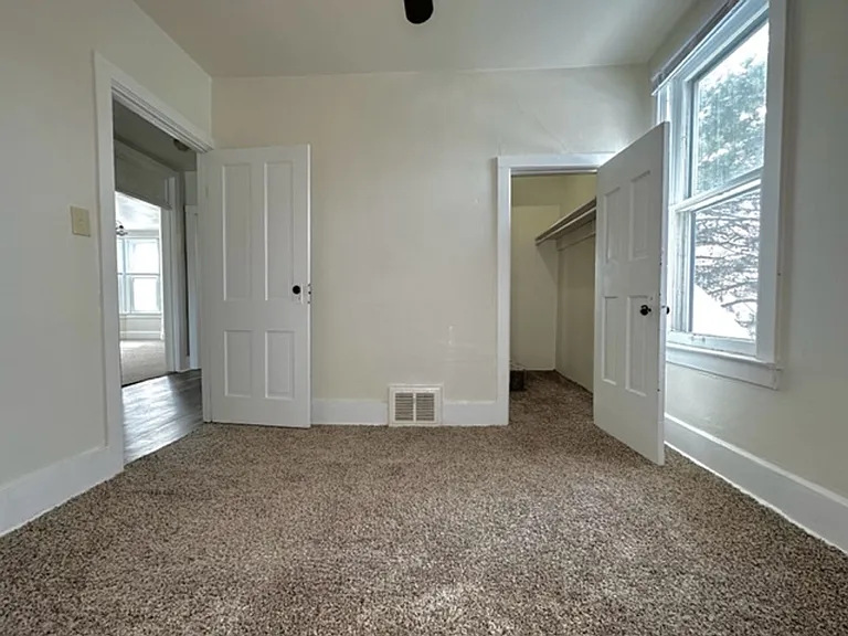 2707 Forest Ave — Photo 14