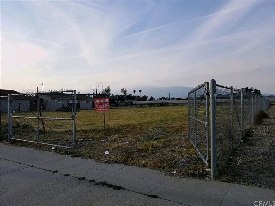 1st image of 16468 Ceres Ave