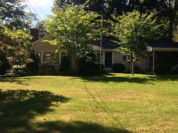 344 Sowams Rd, Barrington, RI 02806