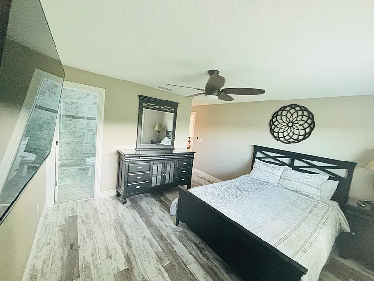 3320 Country Club Blvd #1 — Photo 16