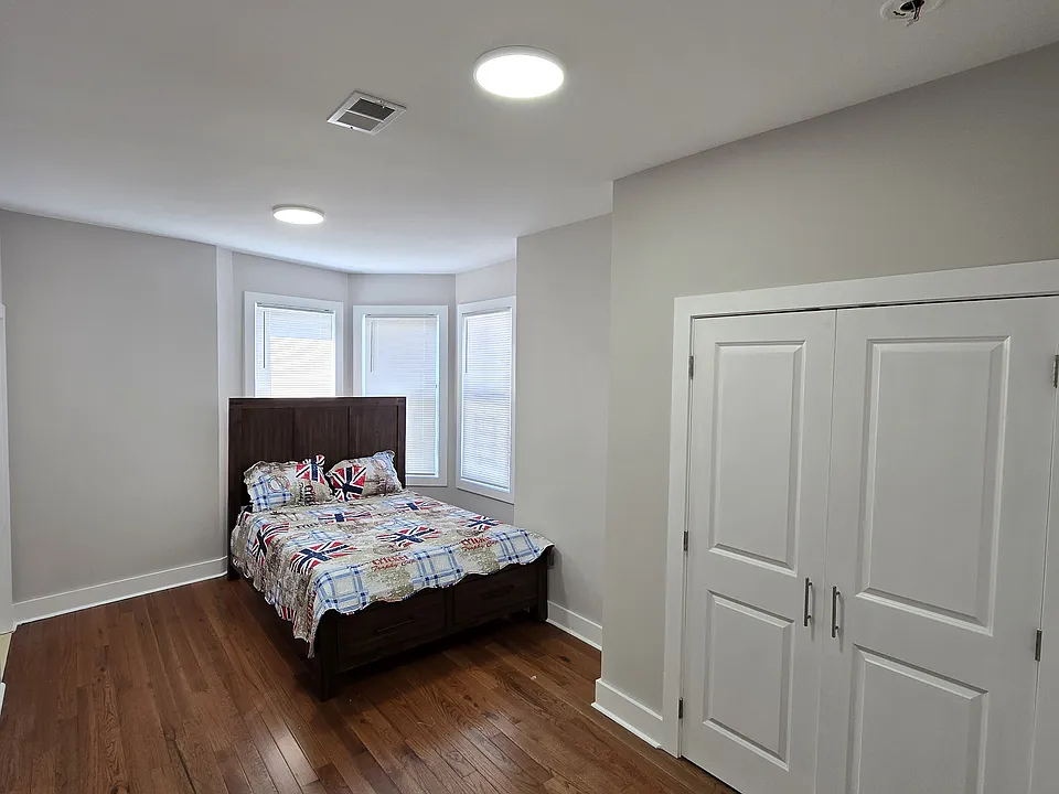 415 Central Ave #3