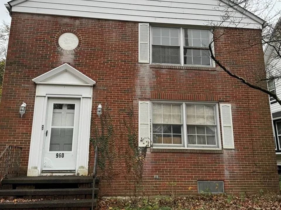 1st image of 960 Amelia Ave