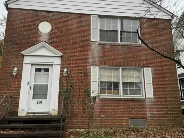 960 Amelia Ave, Akron, OH 44302