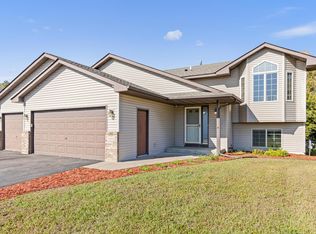 5355 Mitchell Ridge Dr, Big Lake, MN 55309