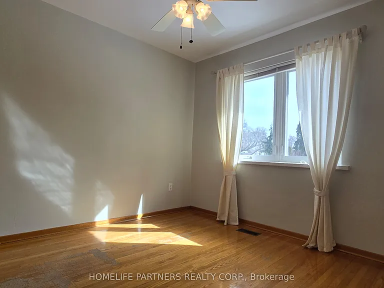3 Ridge Point Cres — Photo 10