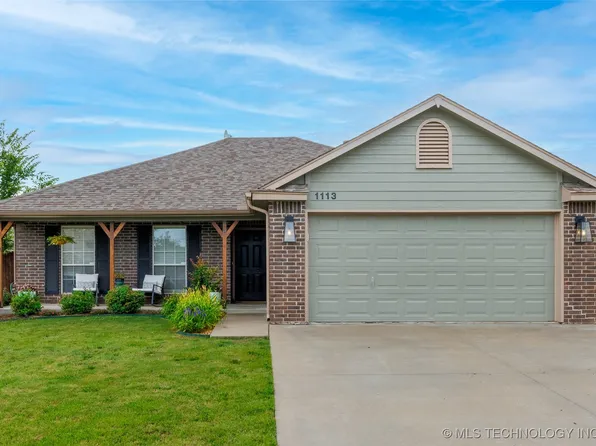 1113 S Spinnaker Dr, Oologah, OK 74053