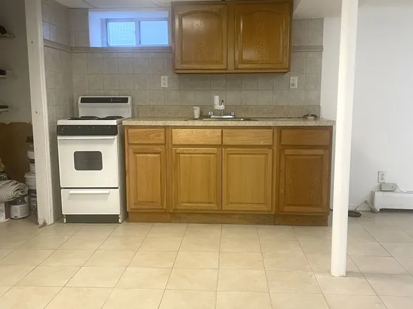 (undisclosed Address), Valley Stream, NY 11580
